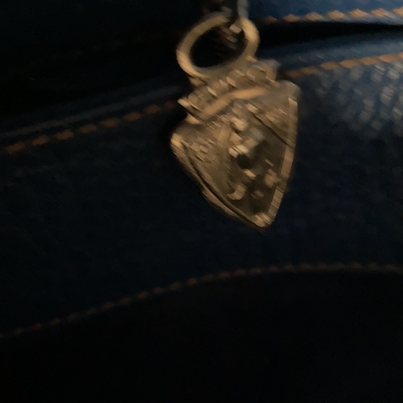 Genuine Gucci Handbag - Picture 7 of 10